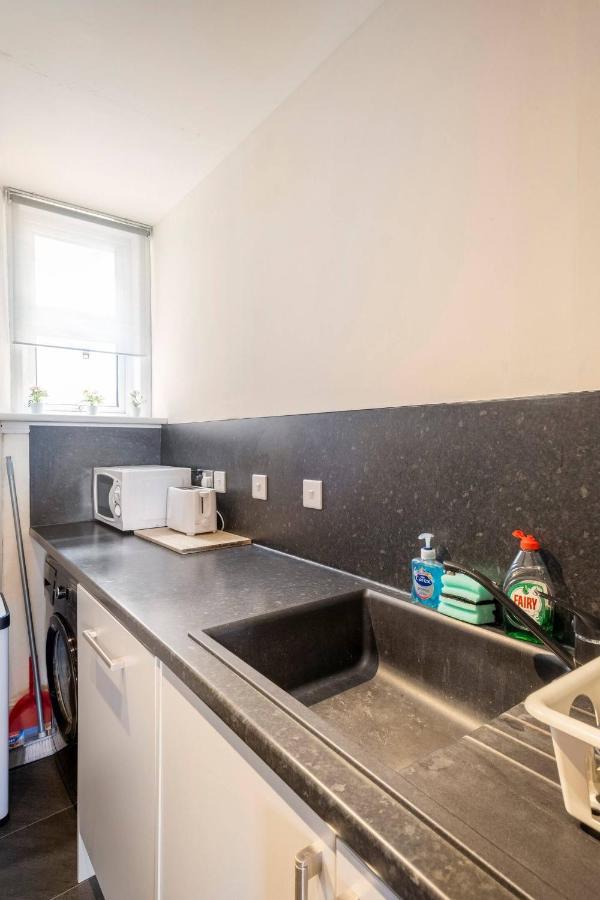 2 Bed Central Ness Apart - May Court Inverness Exteriér fotografie